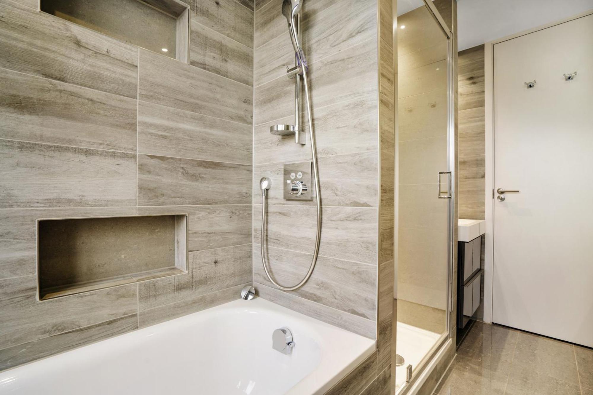 Appartamento Large Swiss With Balcony! Londra